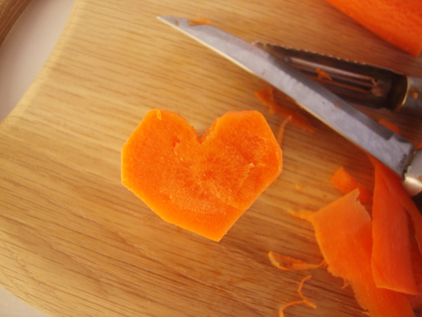 TUTORIAL: Layered Heart Art - Smashed Peas & Carrots